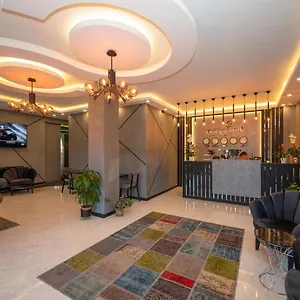 5* Otel Comfort Point